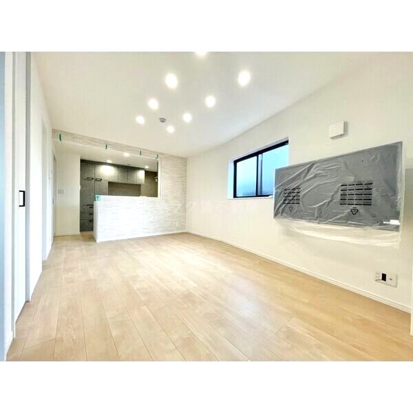 LOHAUS花屋敷駅前の室内写真4枚目