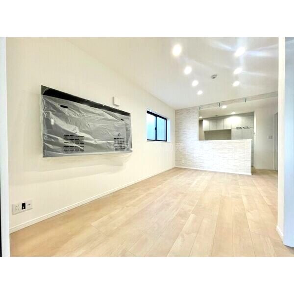 LOHAUS花屋敷駅前の室内写真1枚目