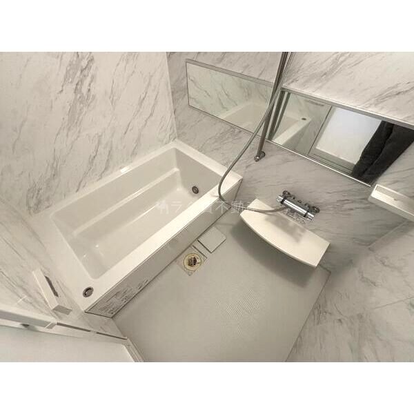 みなとメゾン川西中央の室内写真6枚目