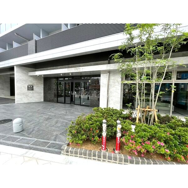 MELDIA CREST TAPP NAMBA-WESTの外観2枚目