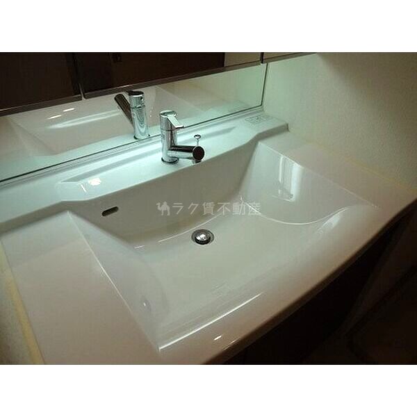 ライオンズ京都四条烏丸レジデンスの室内写真6枚目