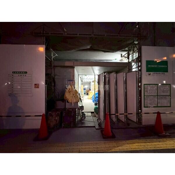 グランドファースト大阪福島の外観2枚目