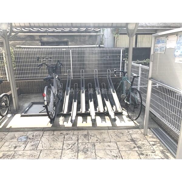 グロースハイツ新石切IIの外観2枚目