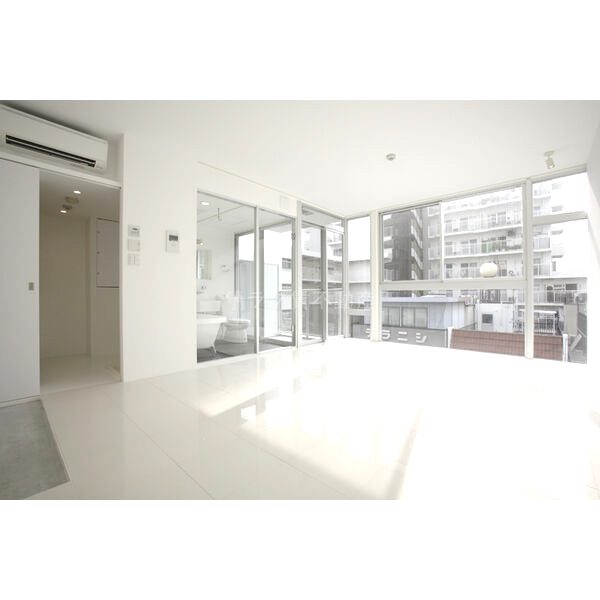 アクアプレイス大阪レジェンドIIの室内写真2枚目