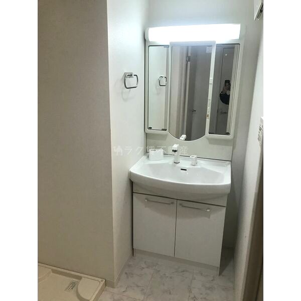 クレア・ド・ルーン伊丹の室内写真14枚目