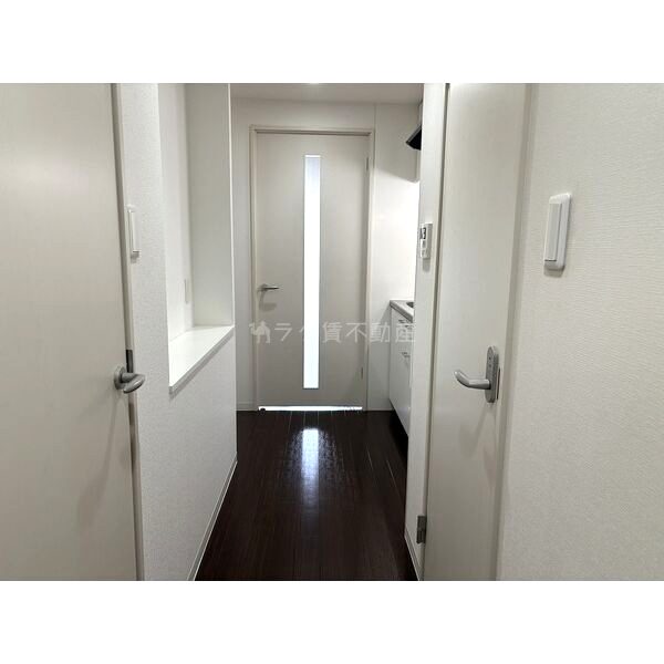 クレア・ド・ルーン伊丹の室内写真1枚目