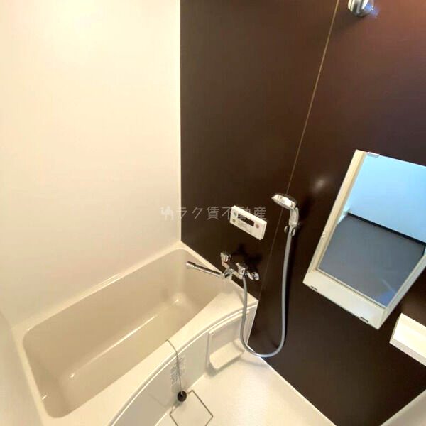 Y&Rino Residenceの室内写真9枚目