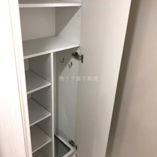 Y&Rino Residenceの室内写真14枚目