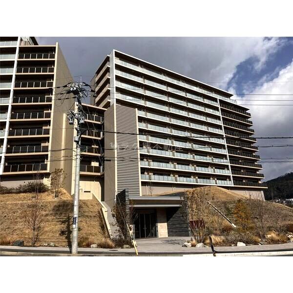 ジオ彩都いろどりの丘の外観2枚目