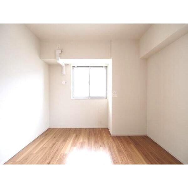 プレミスト都島パークフロントの室内写真6枚目