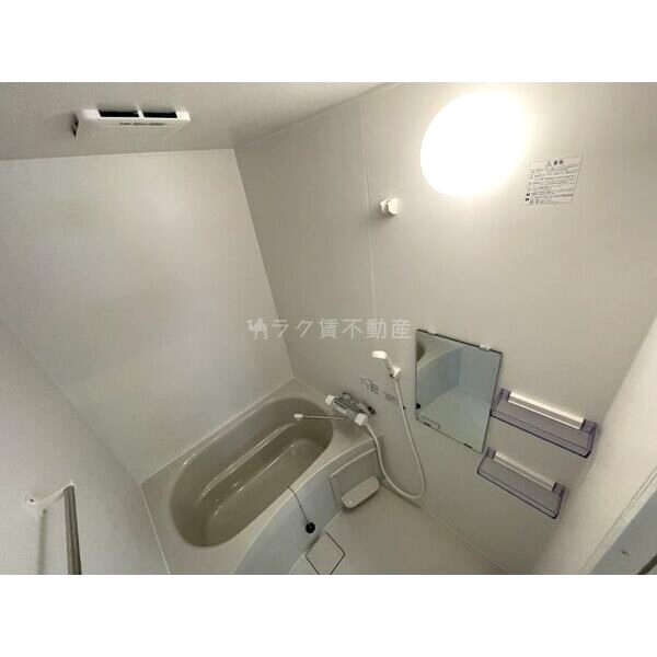 エステイトE桂川B棟の室内写真6枚目