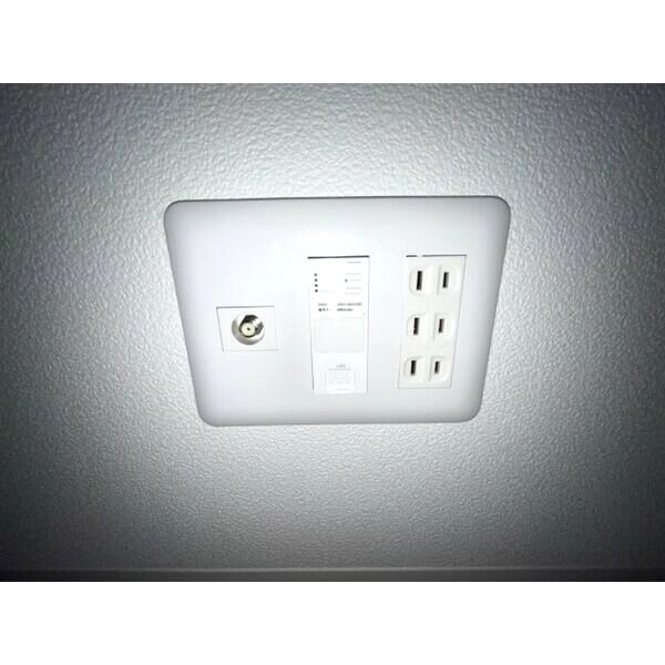 エステイトE桂川B棟の室内写真9枚目