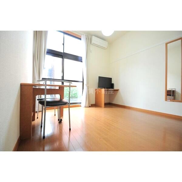 レオパレスエスポア六番町の室内写真6枚目