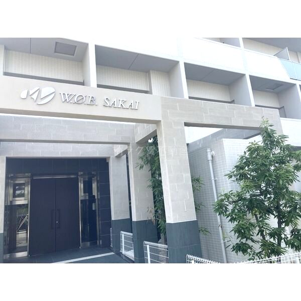 W.O.B.SAKAIの外観2枚目