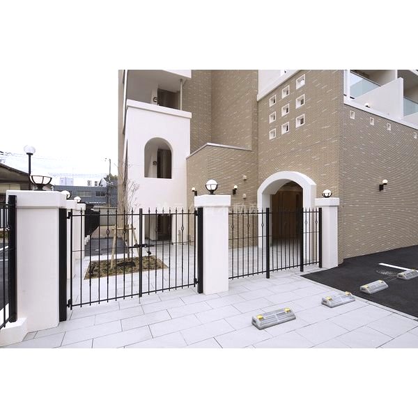 アイボリーポワント難波WESTの外観3枚目