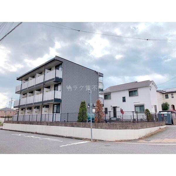 レオパレスシャンブル小林の外観2枚目