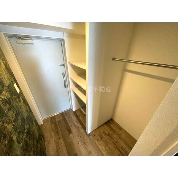 Wolf Pack Apartmentの室内写真11枚目