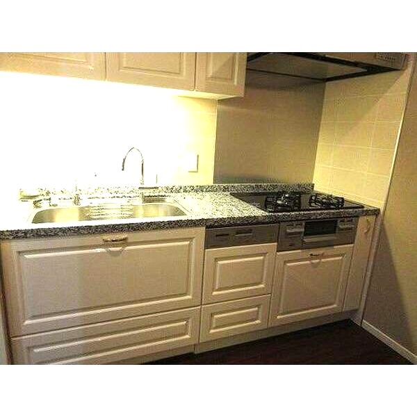 グランフロント大阪オーナーズタワーの室内写真2枚目