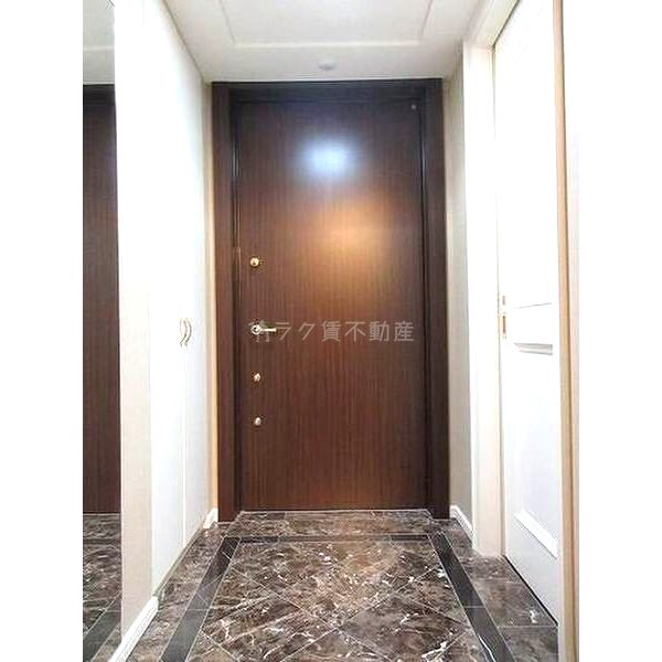 グランフロント大阪オーナーズタワーの室内写真6枚目