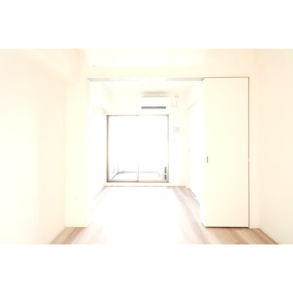 GENOVIA神戸新開地駅前の室内写真3枚目