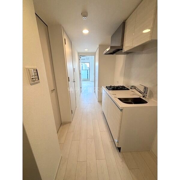 アドバンス京都烏丸町の室内写真9枚目