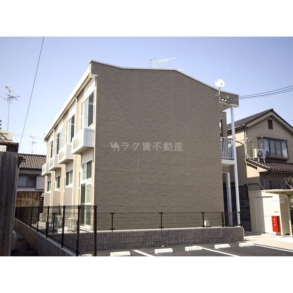 レオパレス六条