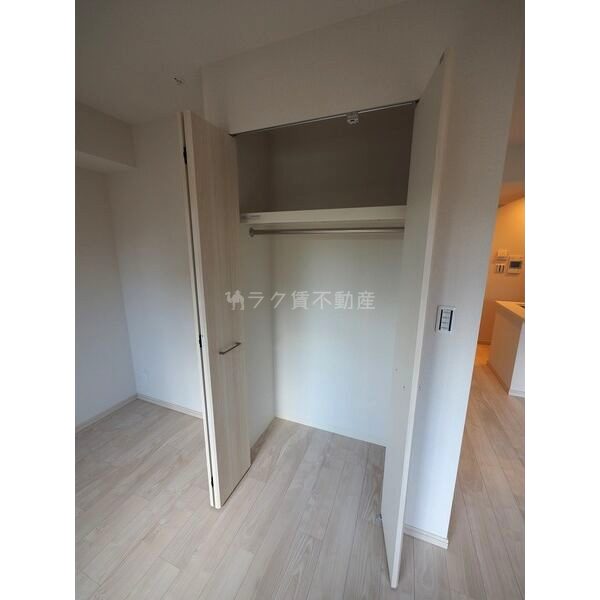 プレサンスロジェ森ノ宮の室内写真8枚目