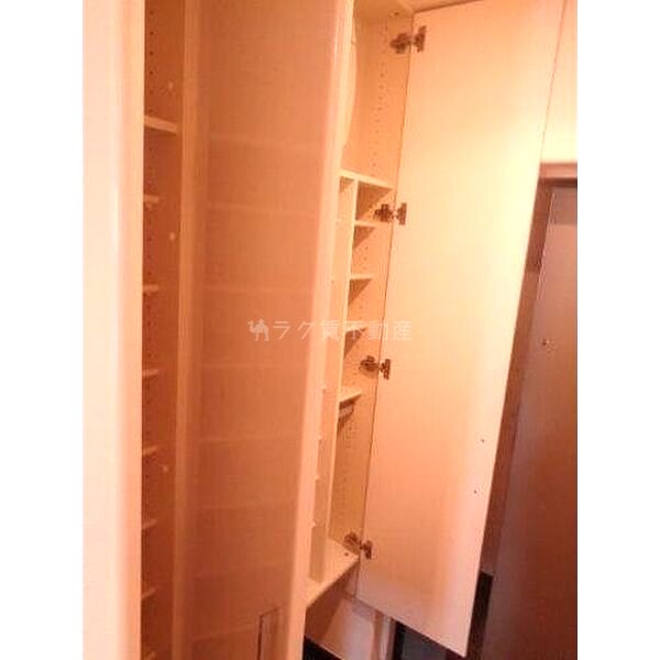 サーパスシティ西院日照町の室内写真6枚目