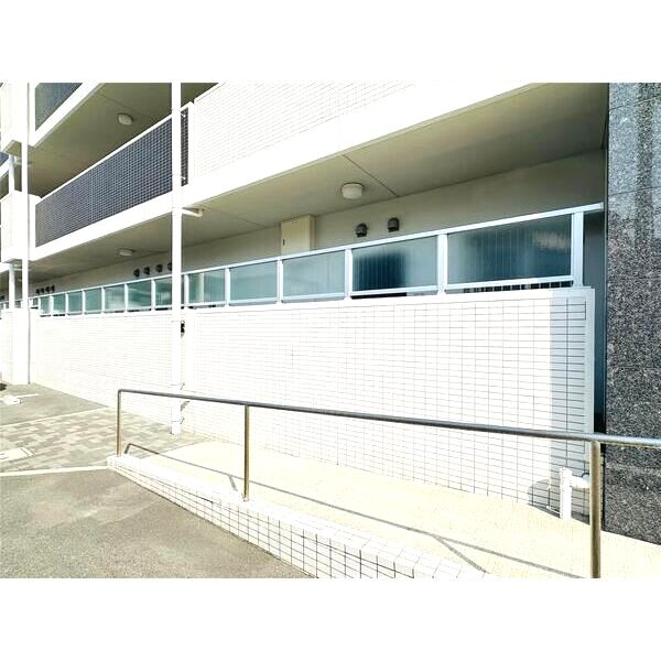 キャッスルコート岩端の外観5枚目