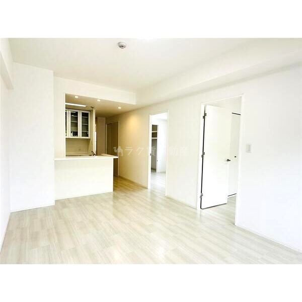 キャッスルコート岩端の室内写真1枚目