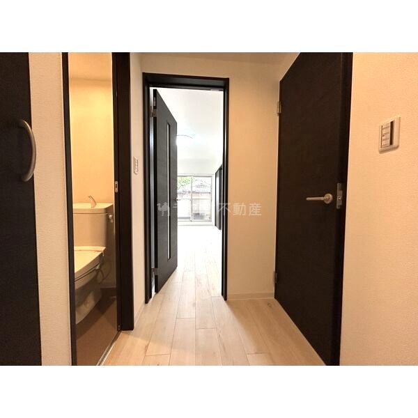 ジーメゾン渚元町プレディアの室内写真1枚目