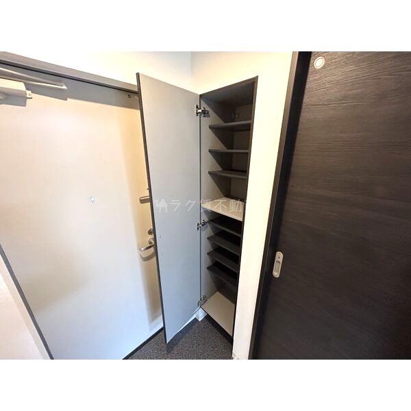 ジーメゾン渚元町プレディアの室内写真2枚目