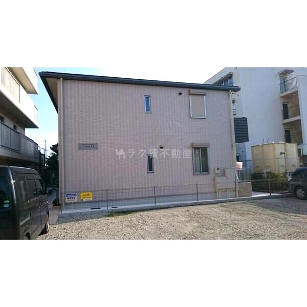 シャルム宝塚の外観3枚目