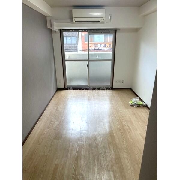 ES-Grande大阪福島の室内写真2枚目