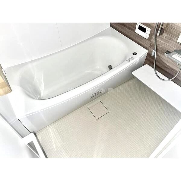 プレミアムスイート泉佐野の室内写真11枚目