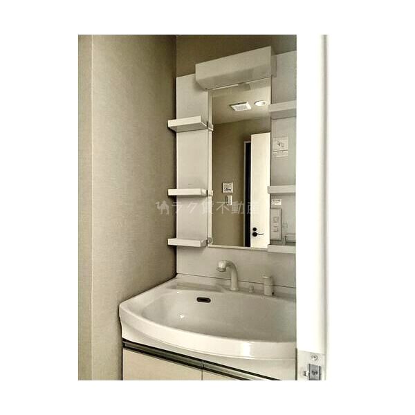 プレミアムスイート泉佐野の室内写真15枚目