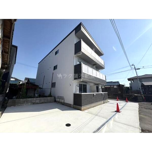 ロジェ泉佐野の外観2枚目