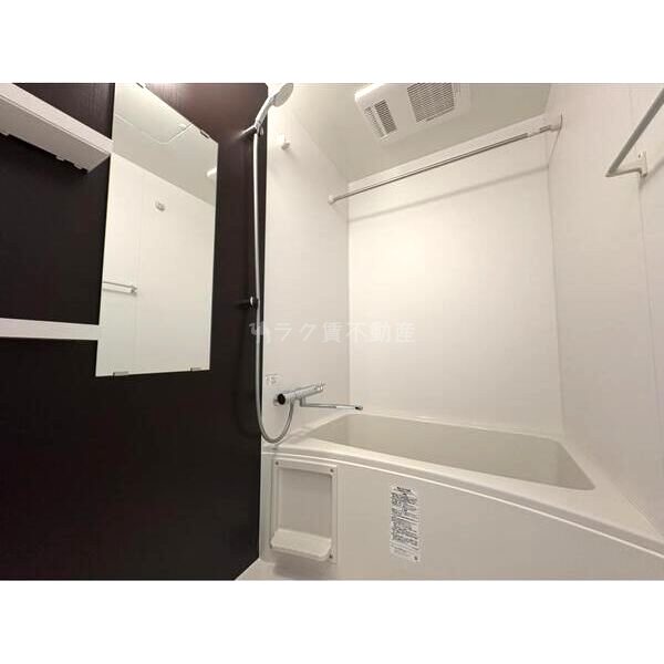 ロジェ泉佐野の室内写真6枚目