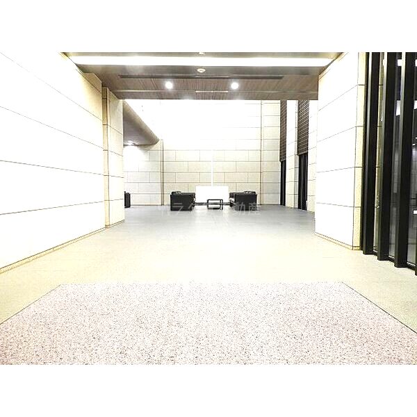 ブランズタワー大阪備後町の外観2枚目