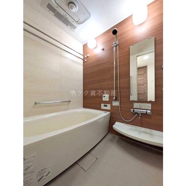 ブランズタワー大阪備後町の室内写真4枚目