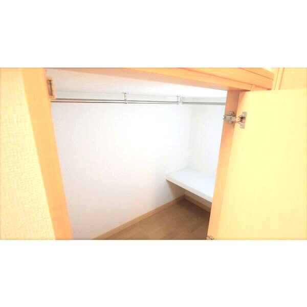 レオパレスイーズプレイスの室内写真17枚目