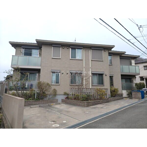 シャーメゾンしぶたに