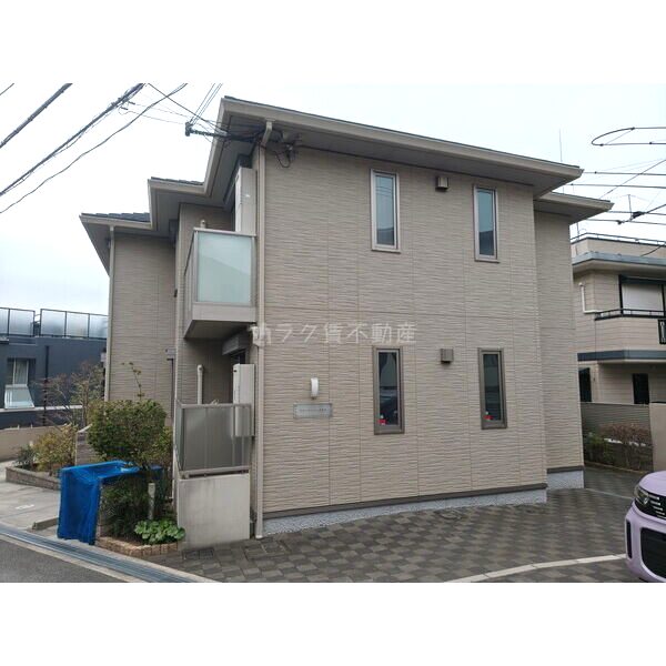 シャーメゾンしぶたにの外観2枚目