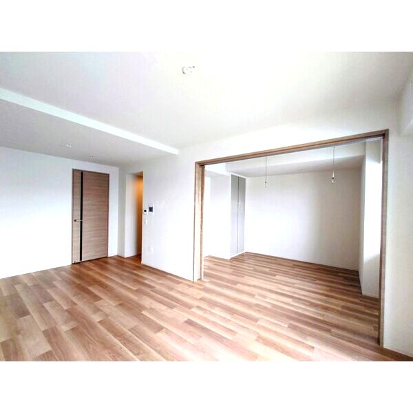 シエリアタワー千里中央の室内写真1枚目