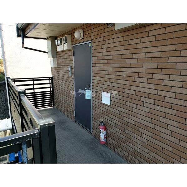 レオネクストエストIIの外観2枚目