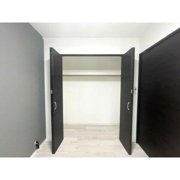 ジーメゾン伏見エルデの室内写真16枚目