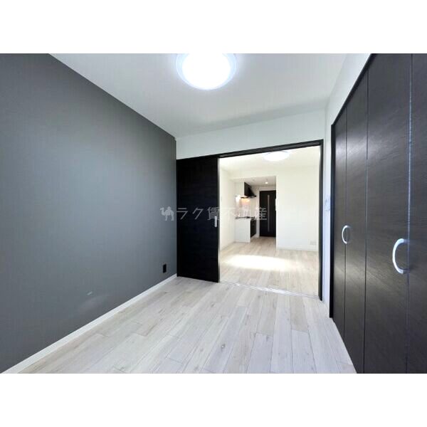 ジーメゾン伏見エルデの室内写真2枚目