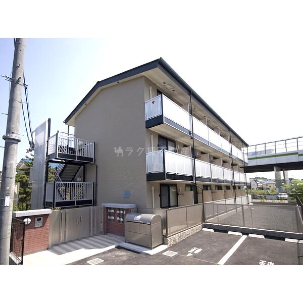 レオパレス深草