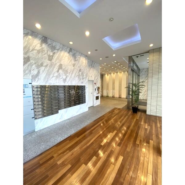 エスティメゾン西天満の外観2枚目