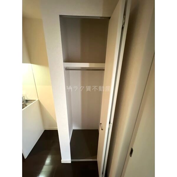 エスティメゾン西天満の室内写真13枚目